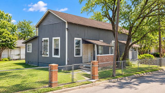 423 Matthews Ave exterior